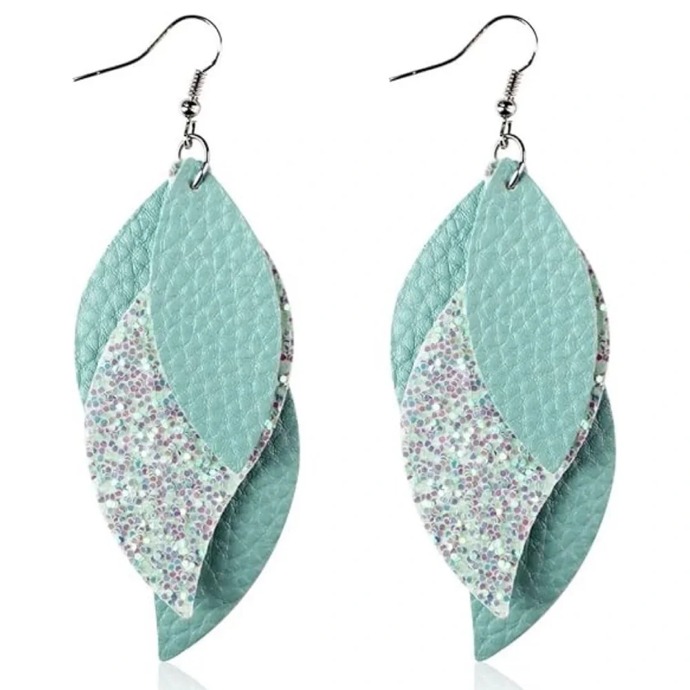 Feather shaped leather earrings with glitter